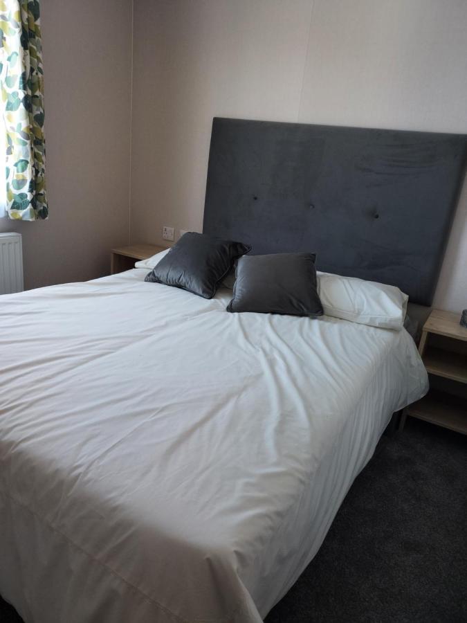 Hoburne Bashley Self-Catering Holiday Home Нью Милтон Экстерьер фото
